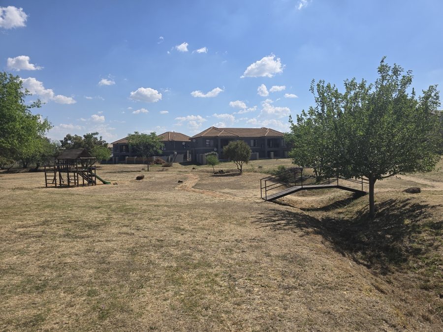 3 Bedroom Property for Sale in Gateway Manor North West